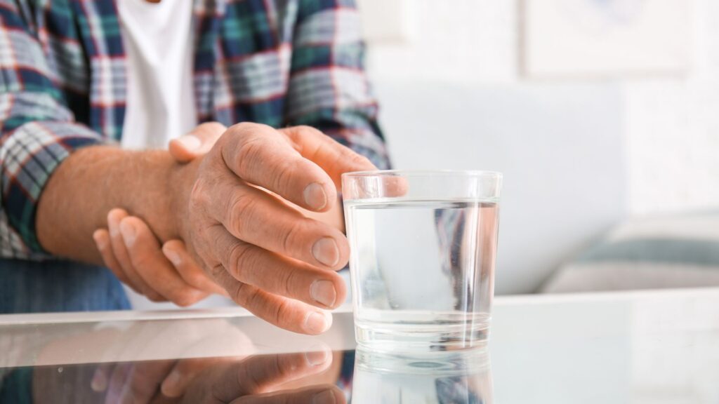 Cannabis Medicinal no Tratamento do Parkinson: Estudos, Benefícios e Cuidados